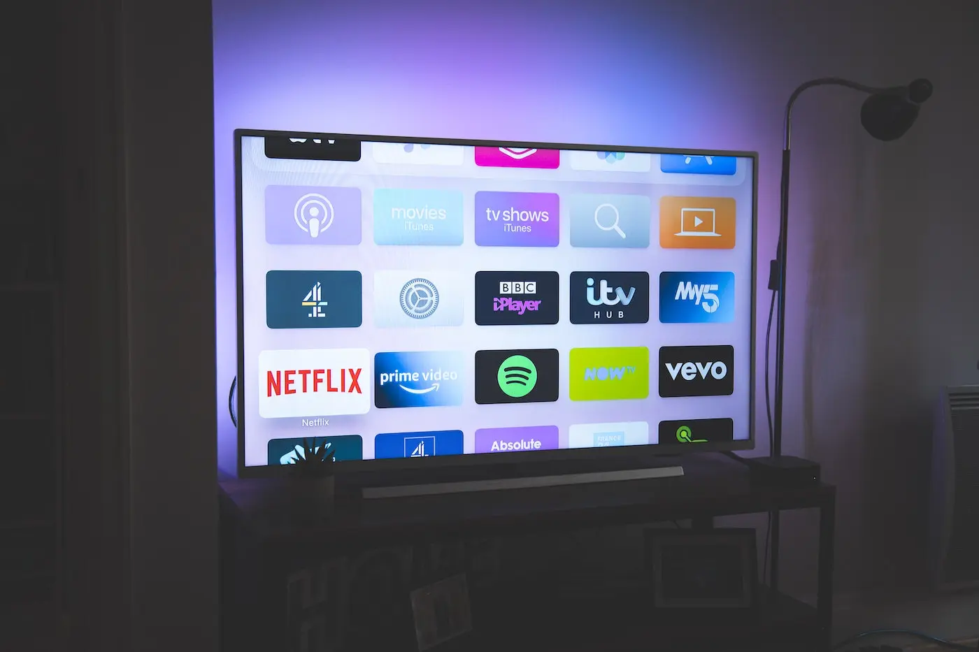 plex vs jellyfin